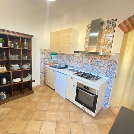 La Discografica, Graziosa Ed Elegante Per Gruppi E Famiglie, Con Parcheggio Gratuito Esterno Apartment